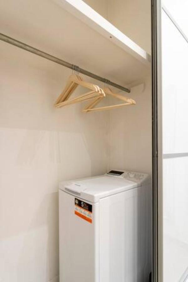 Irene'S Beauty In Koukaki Apartment Athens Luaran gambar